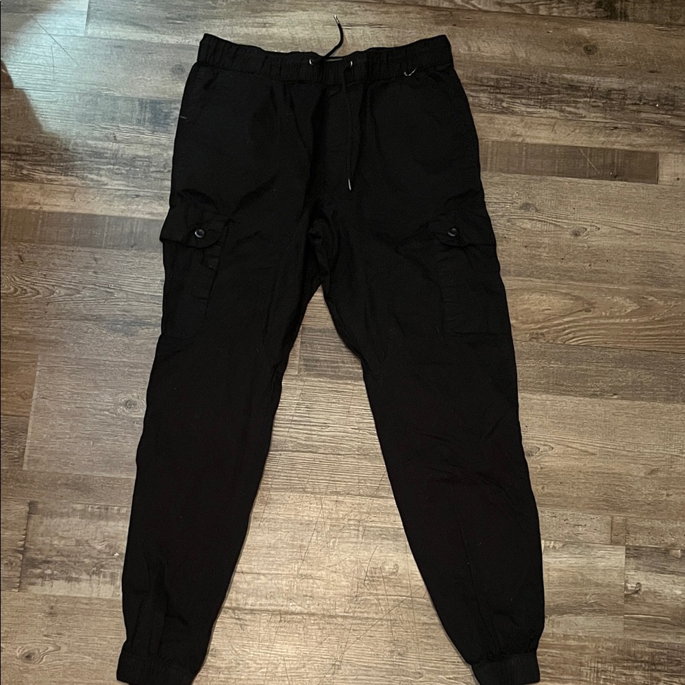 Evolution Men's Black Cargo Pants
